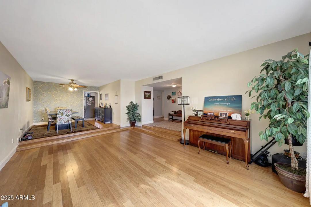 Real Estate Picture 10