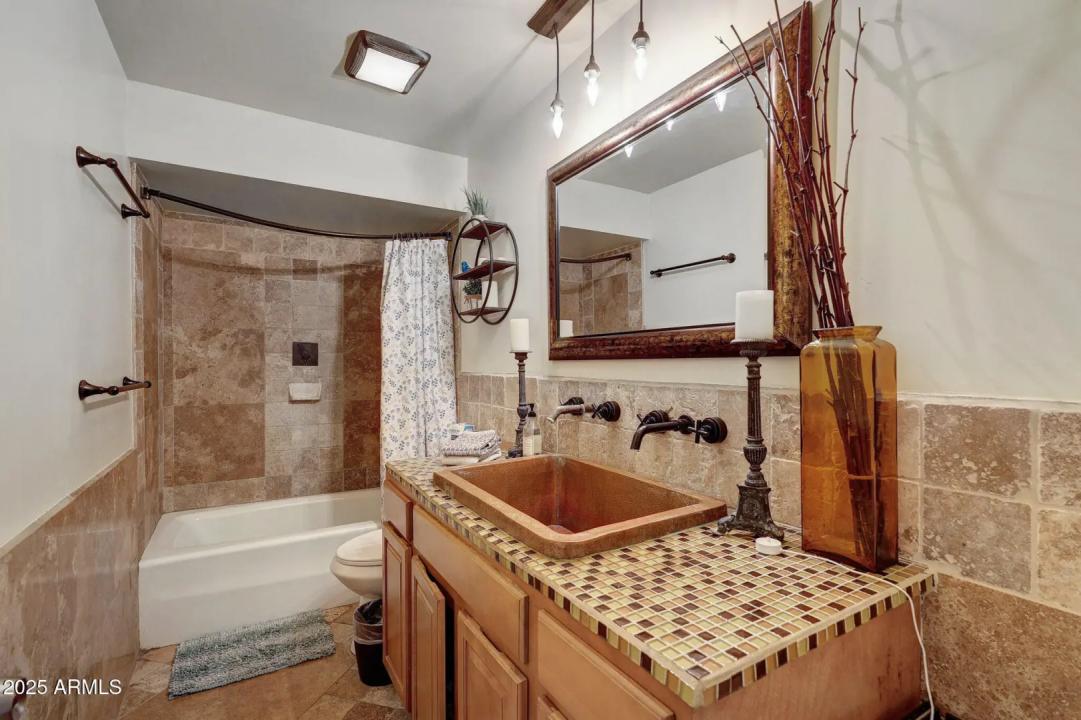 Real Estate Picture 20