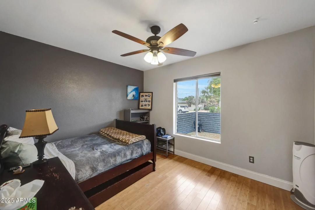 Real Estate Picture 26