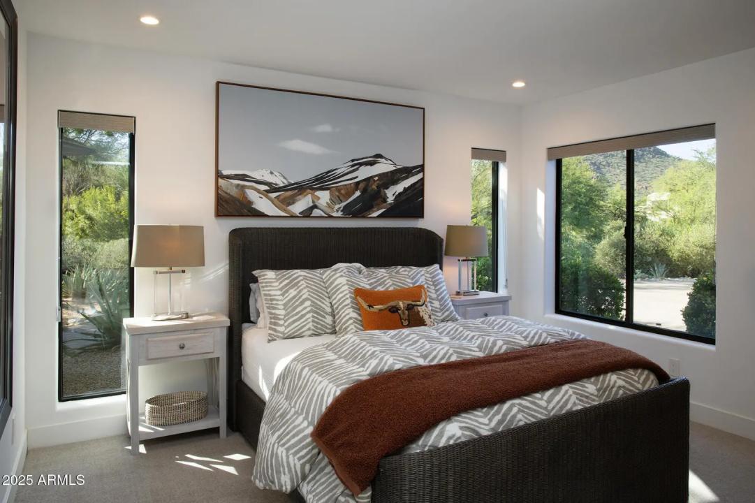 Real Estate Picture 19