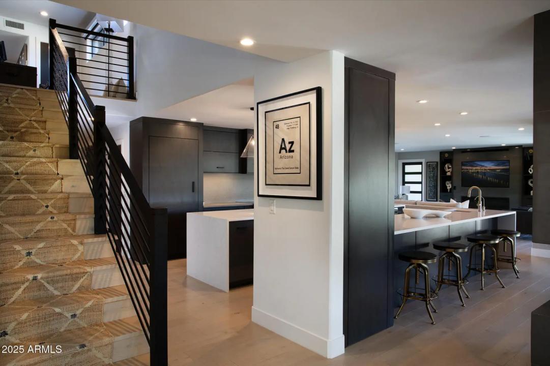 Real Estate Picture 23