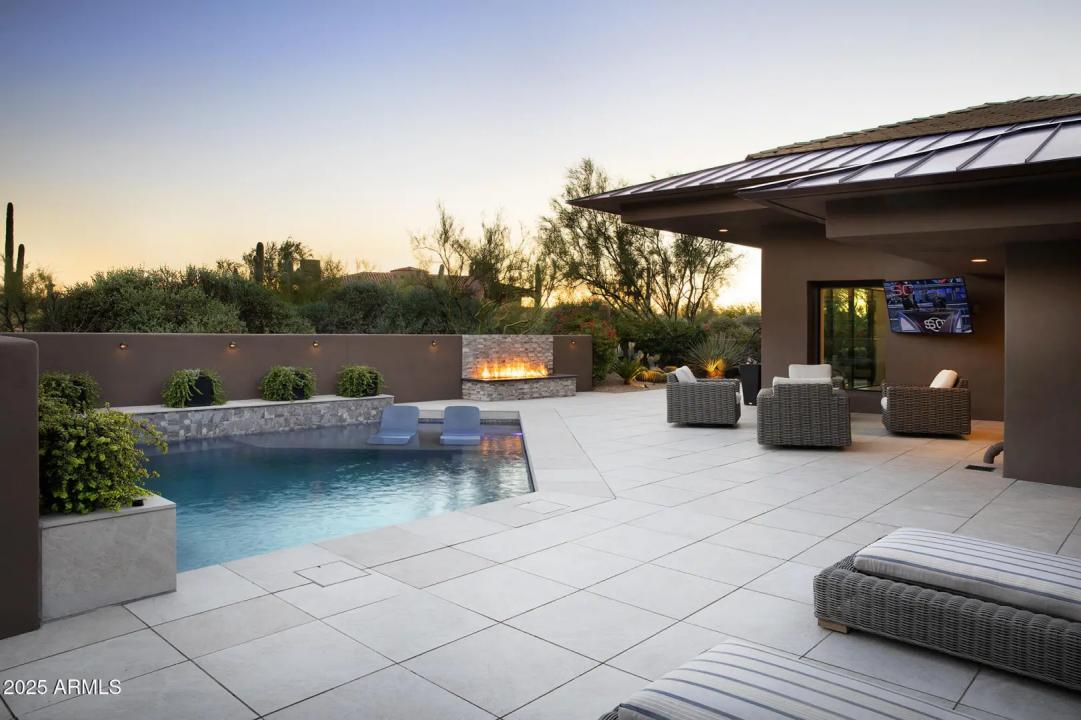 Real Estate Picture 28