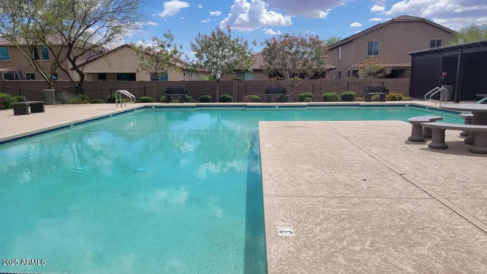 Real Estate Picture 10