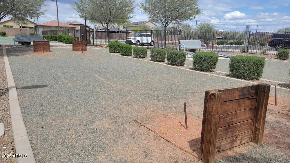 Real Estate Picture 13