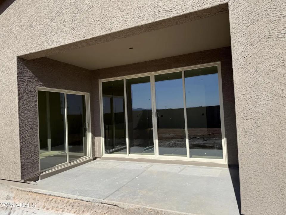 Real Estate Picture 11