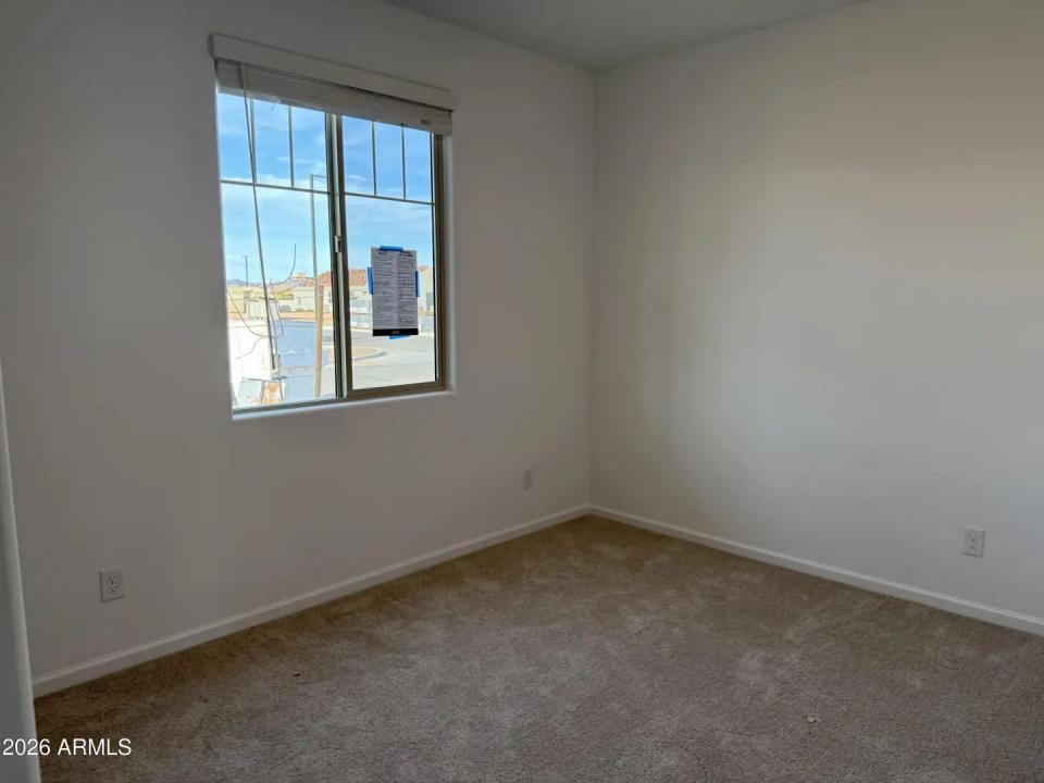 Real Estate Picture 10