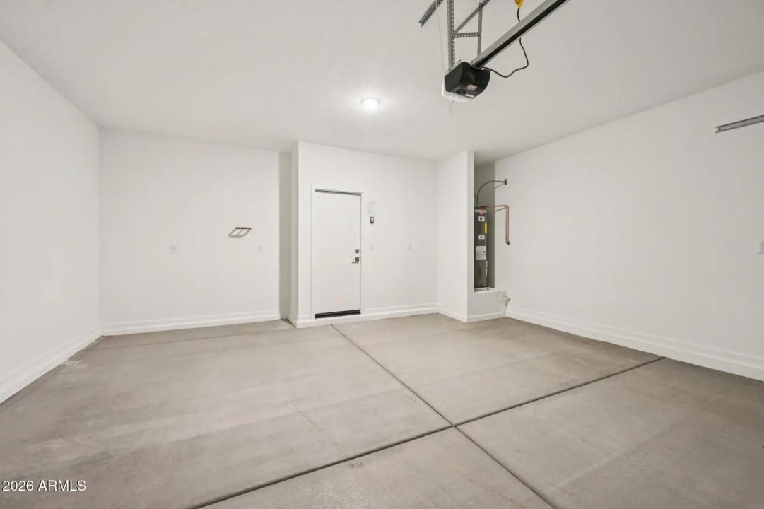 Real Estate Picture 30