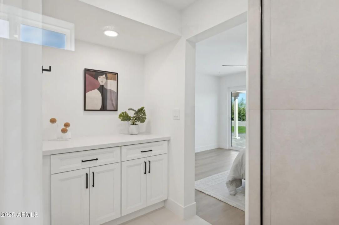 Real Estate Picture 25