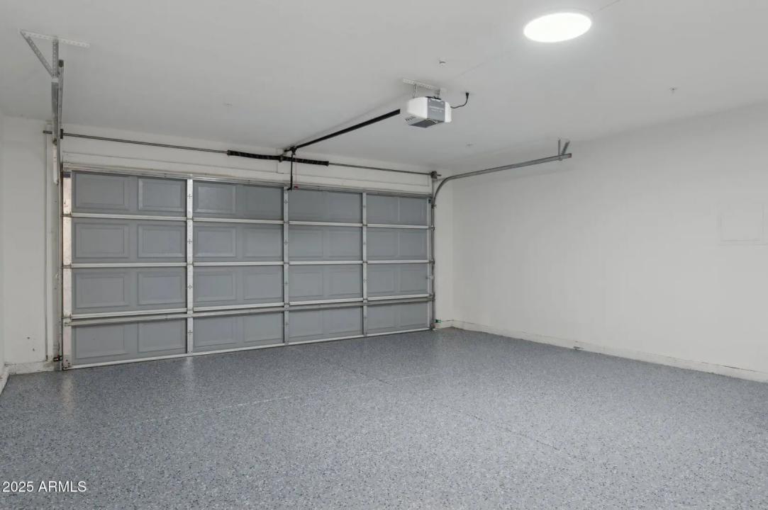 Real Estate Picture 32