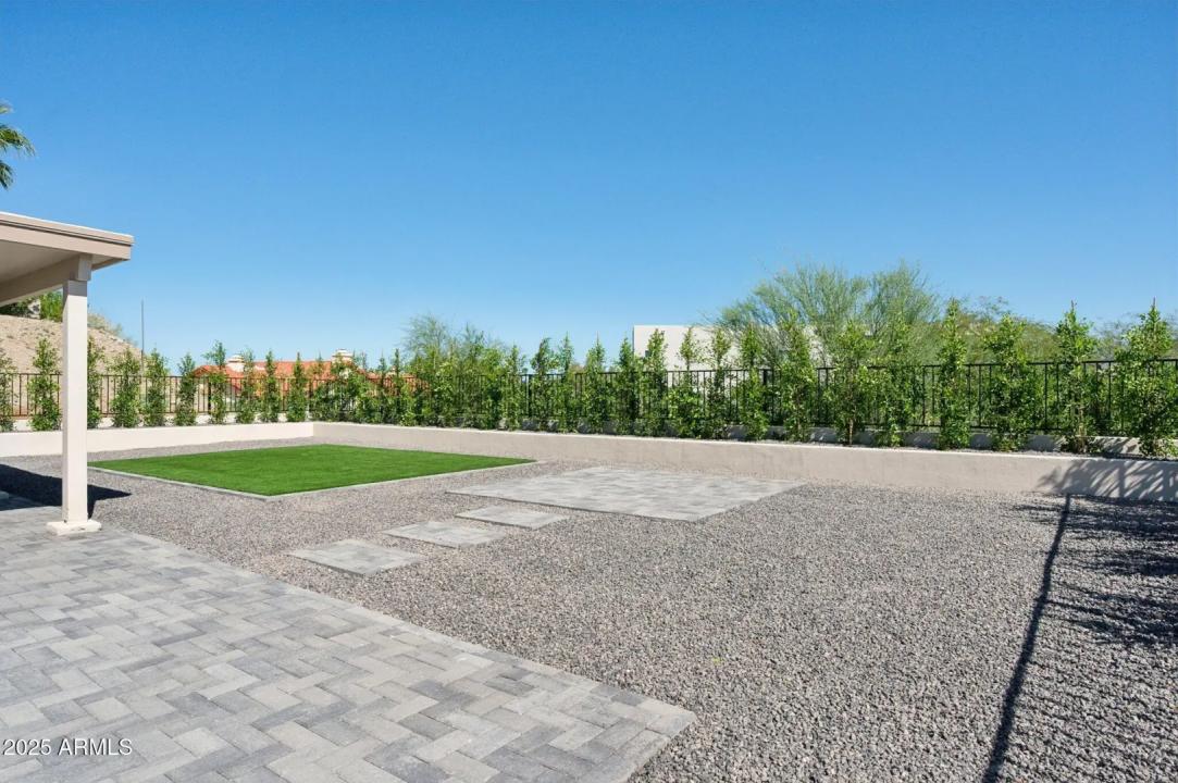 Real Estate Picture 2