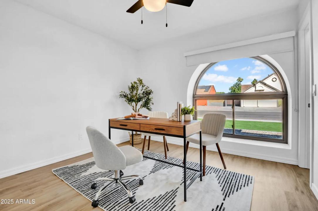 Real Estate Picture 19