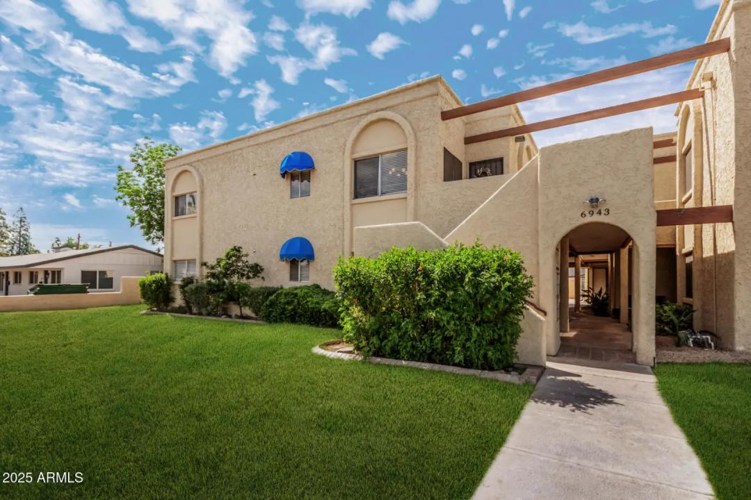 6943 E EARLL Drive Unit 6 Scottsdale AZ 85251