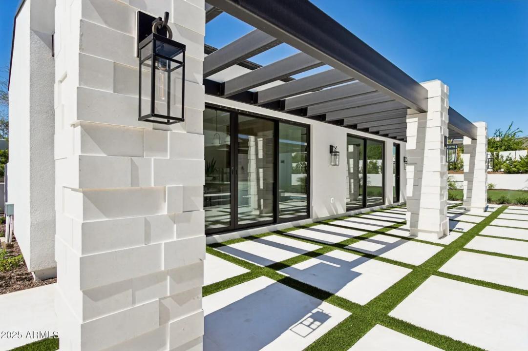 Real Estate Picture 76