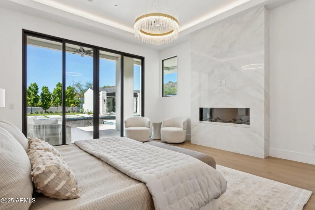 Real Estate Picture 30