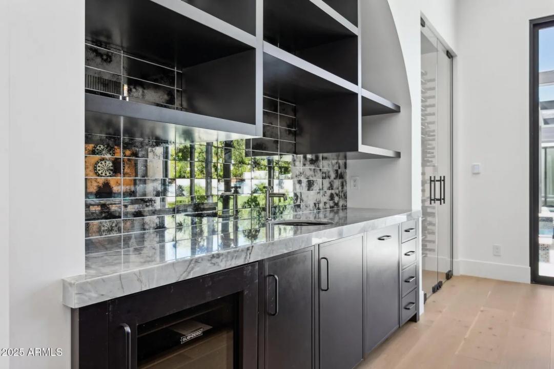 Real Estate Picture 40