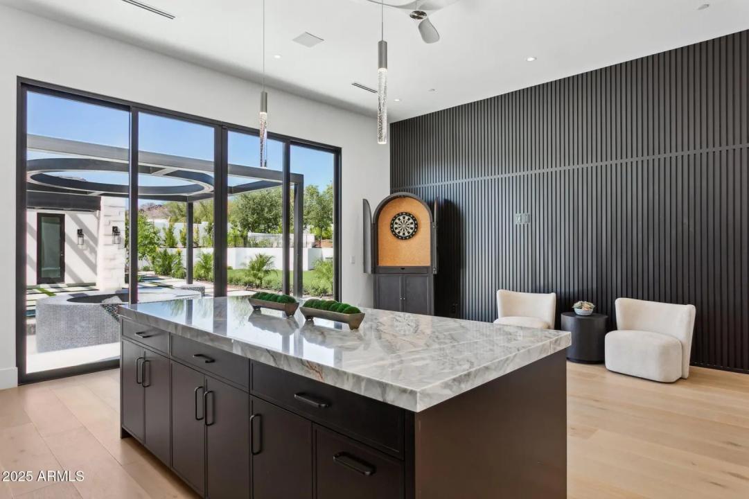 Real Estate Picture 41