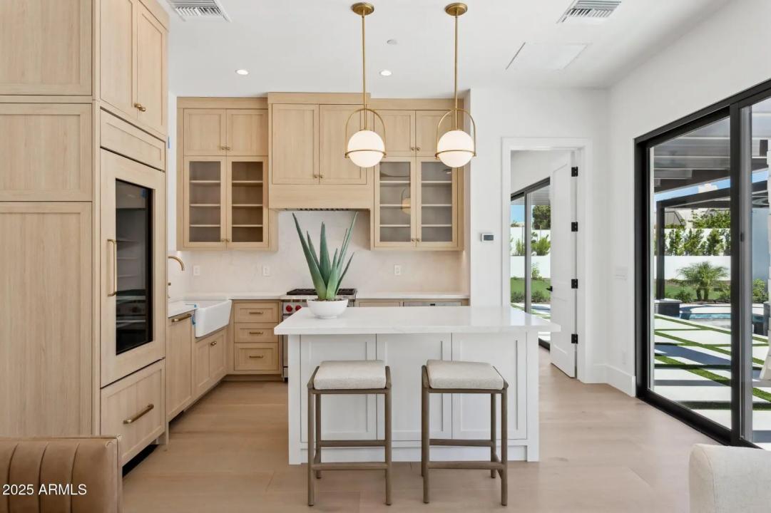 Real Estate Picture 77