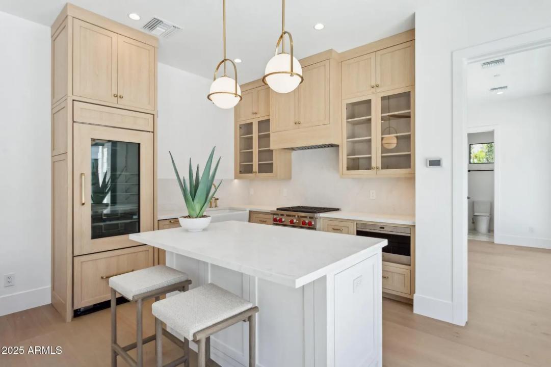 Real Estate Picture 79