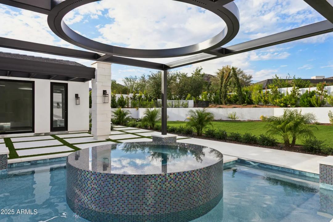 Real Estate Picture 91