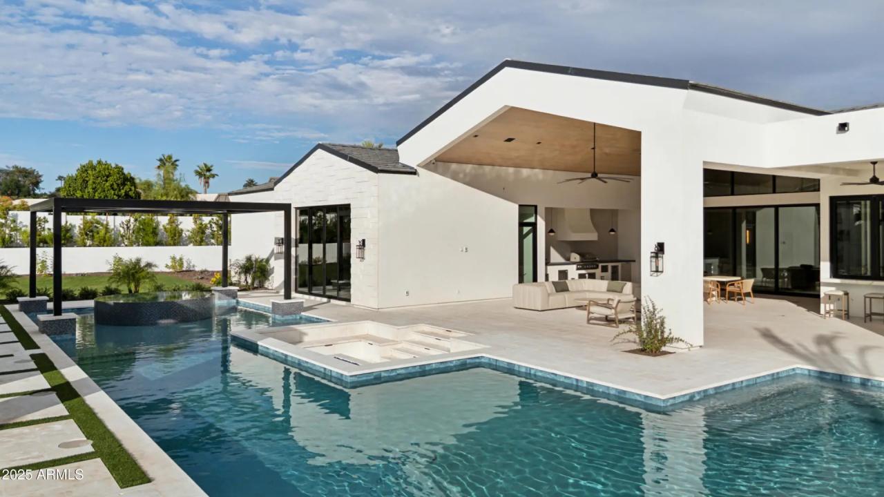 Real Estate Picture 56