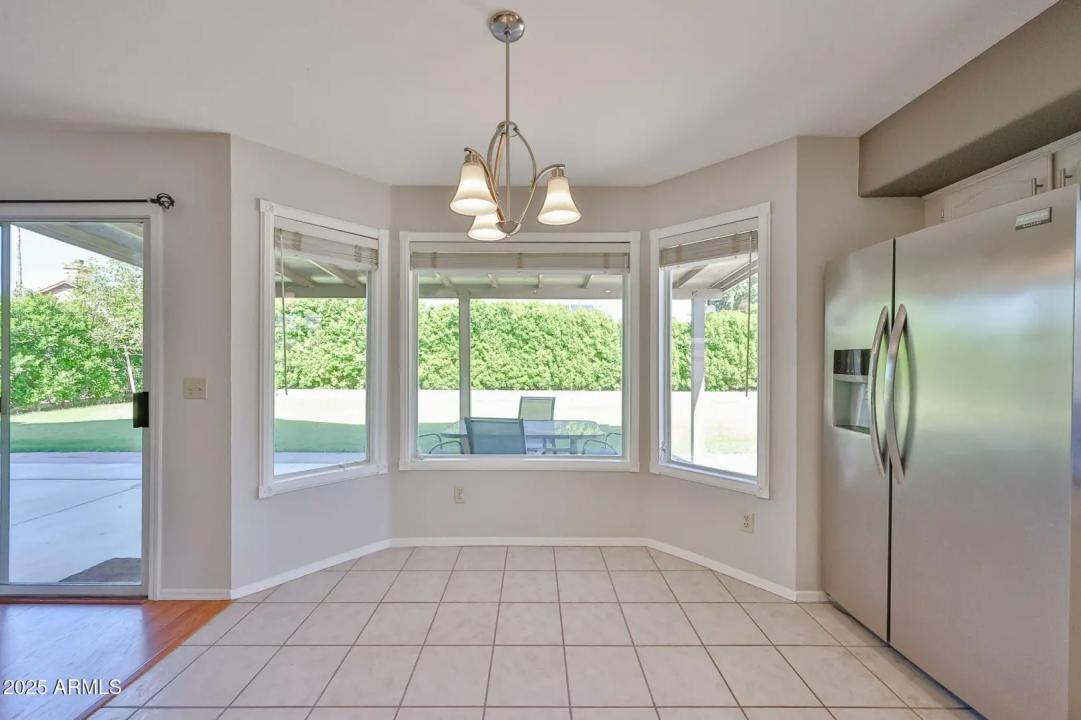 Real Estate Picture 10