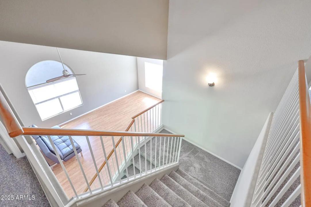 Real Estate Picture 14