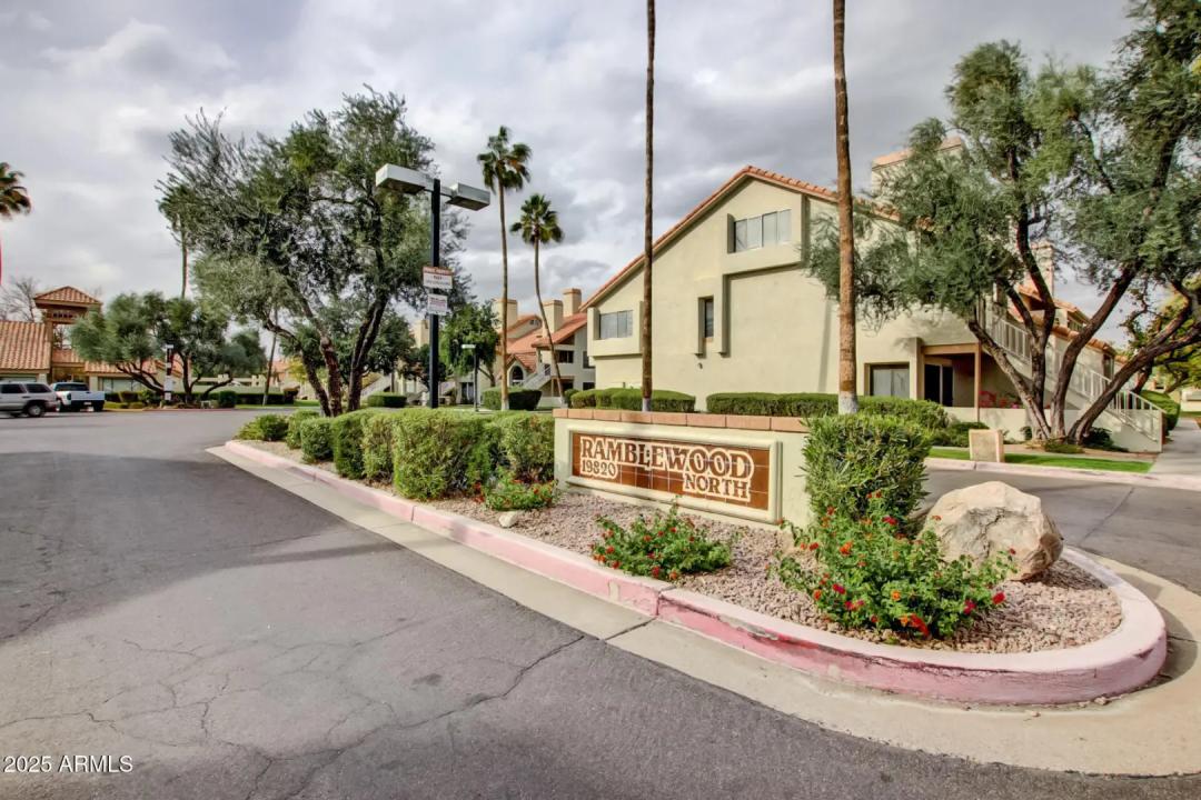 Real Estate Picture 36