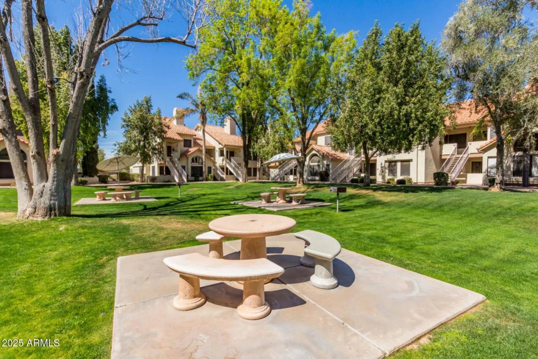 Real Estate Picture 38