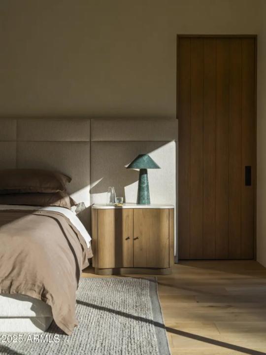 Real Estate Picture 30