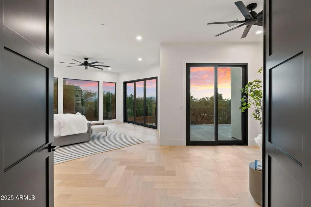 Real Estate Picture 26