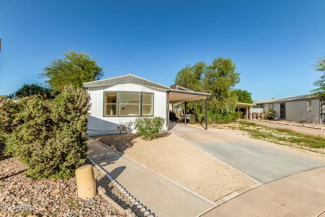 Real Estate Picture 1