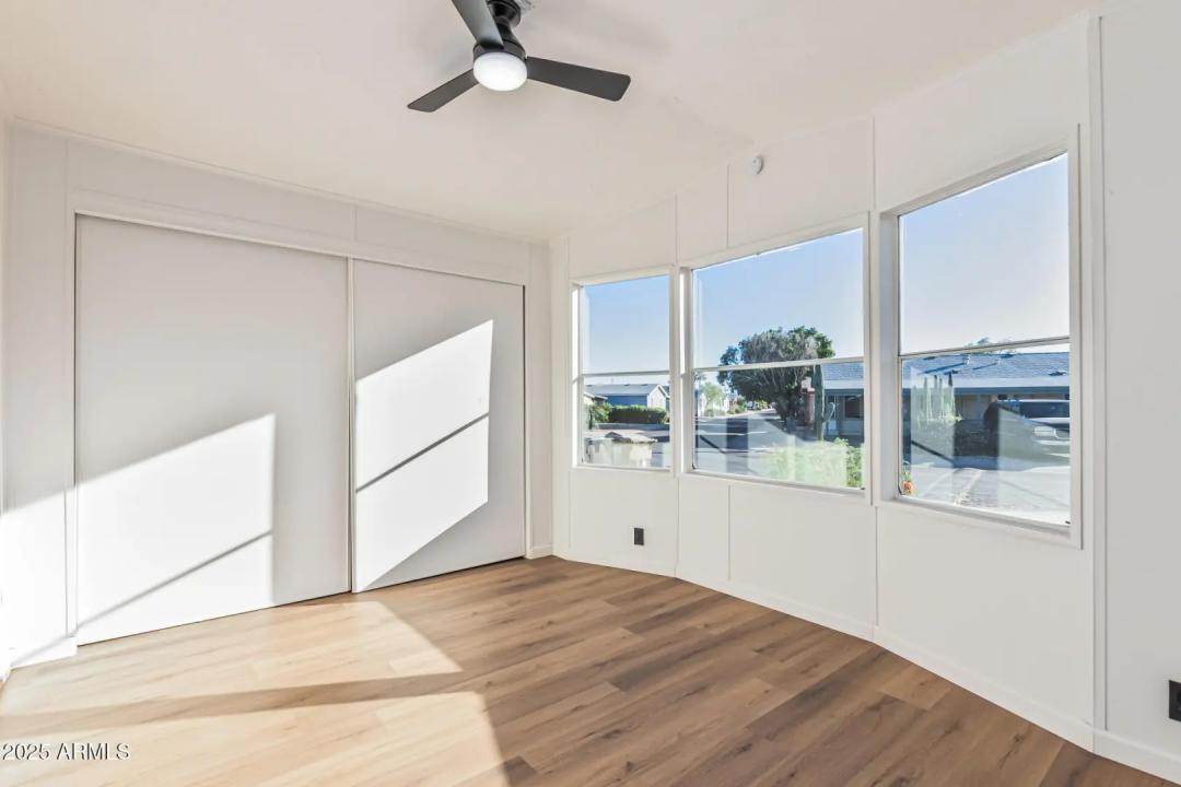 Real Estate Picture 11