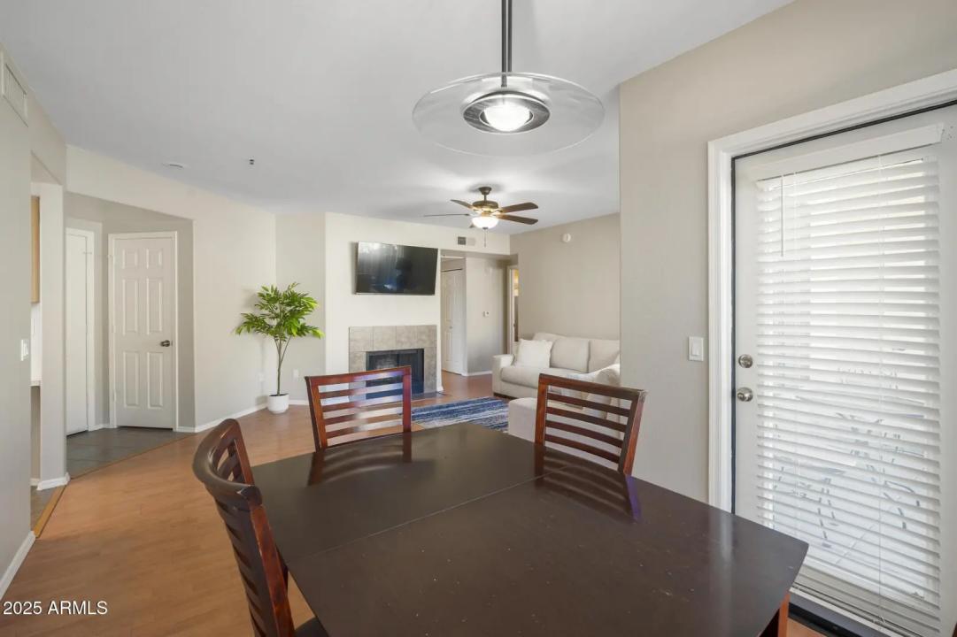 Real Estate Picture 3