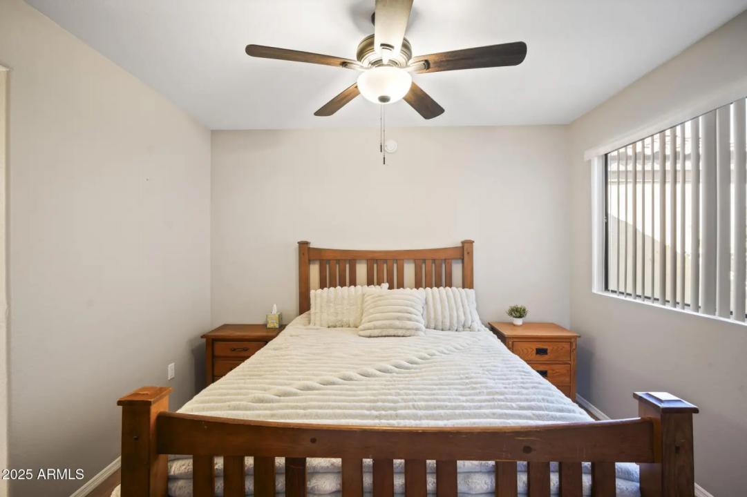 Real Estate Picture 8