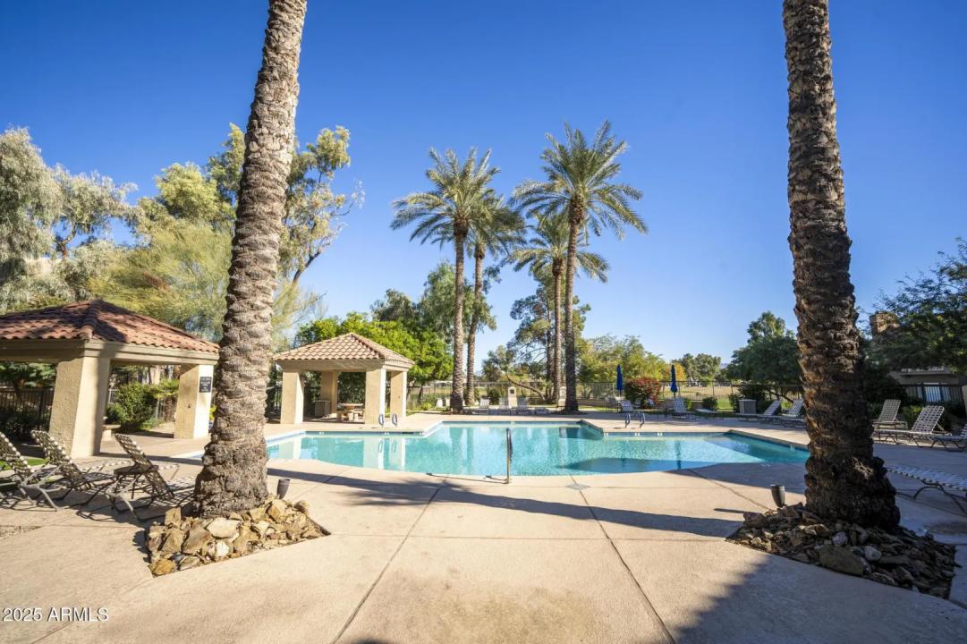 Real Estate Picture 18