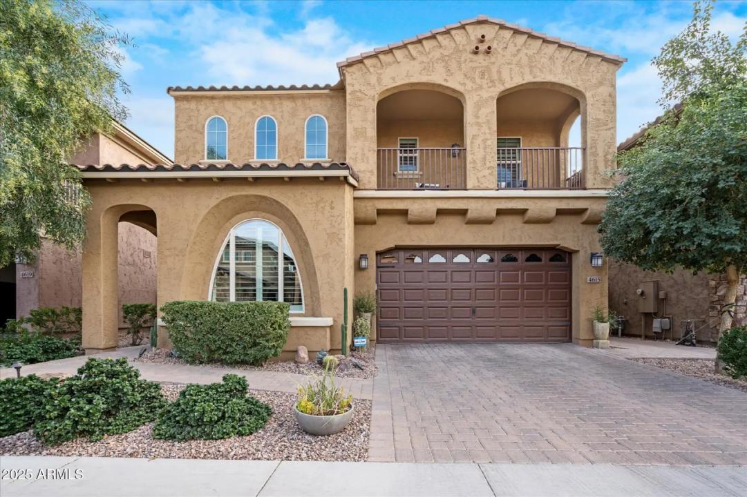 4615 E NAVIGATOR Lane Phoenix AZ 85050