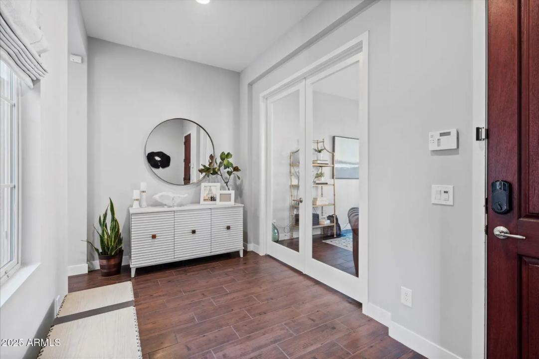 Real Estate Picture 10