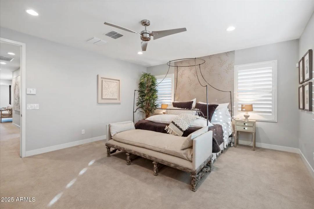 Real Estate Picture 19