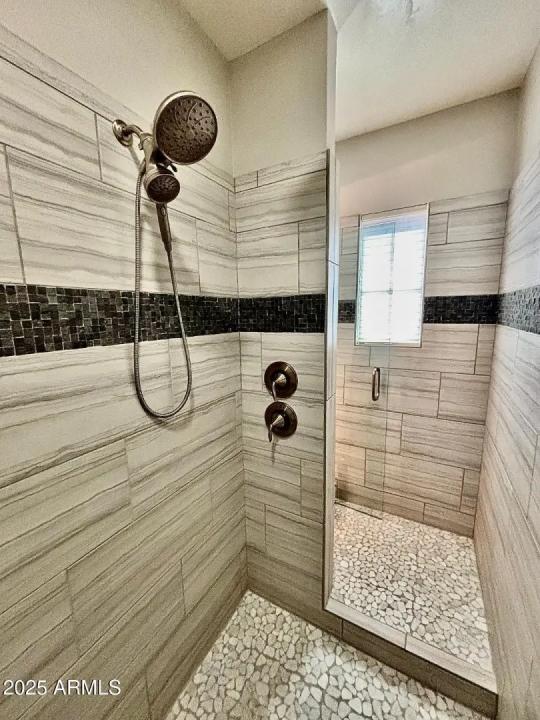 Real Estate Picture 23