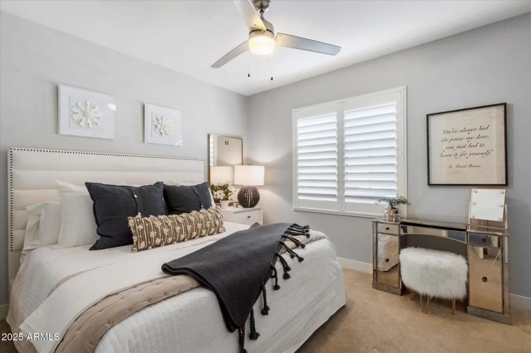 Real Estate Picture 24