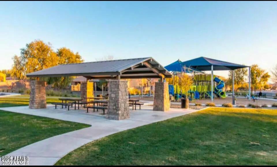 Real Estate Picture 47