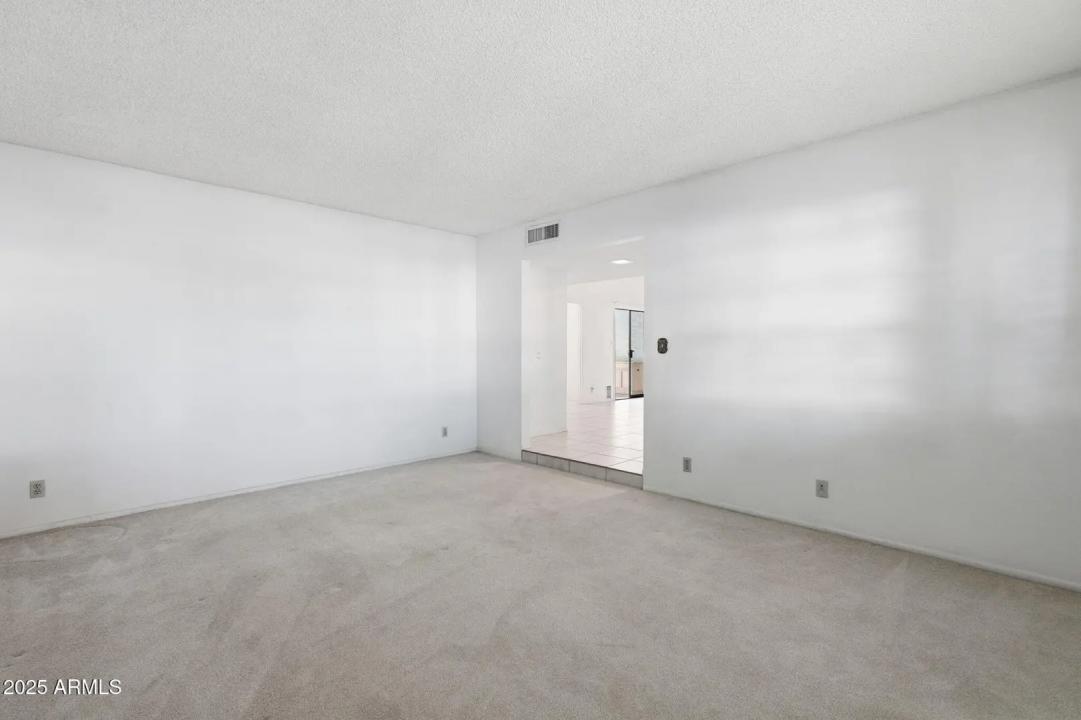 Real Estate Picture 15