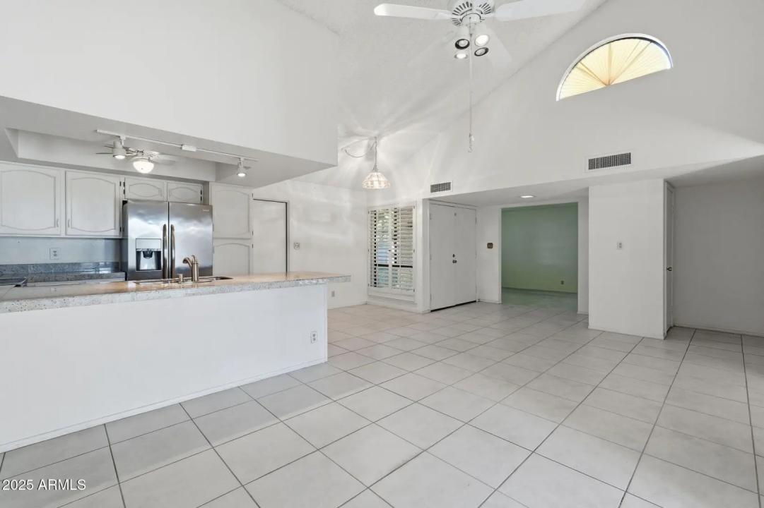 Real Estate Picture 16