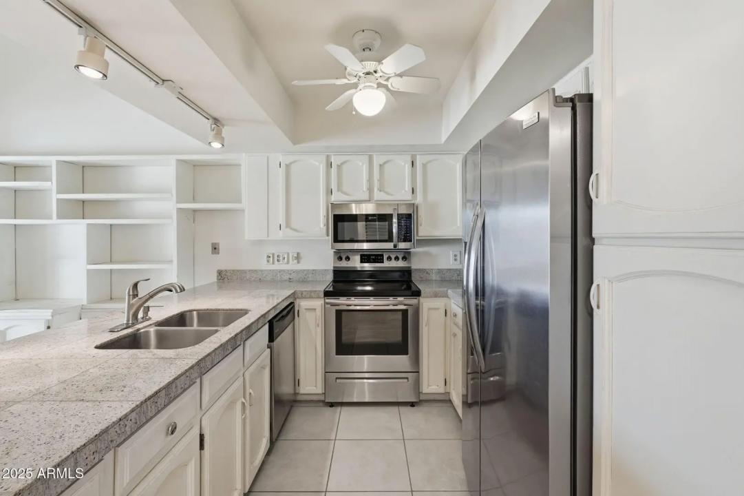 Real Estate Picture 21