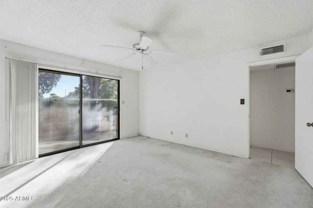 Real Estate Picture 28