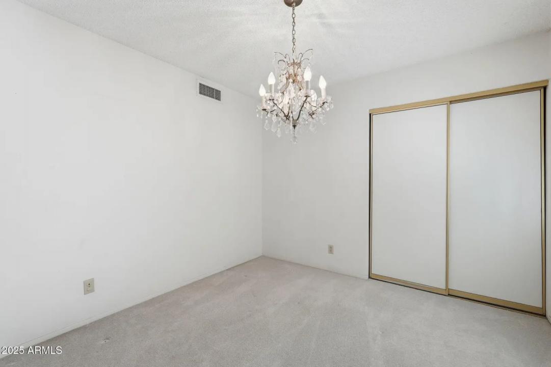 Real Estate Picture 35