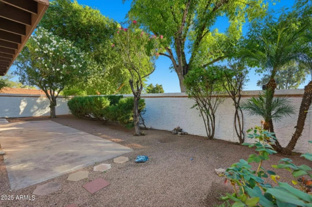 Real Estate Picture 43