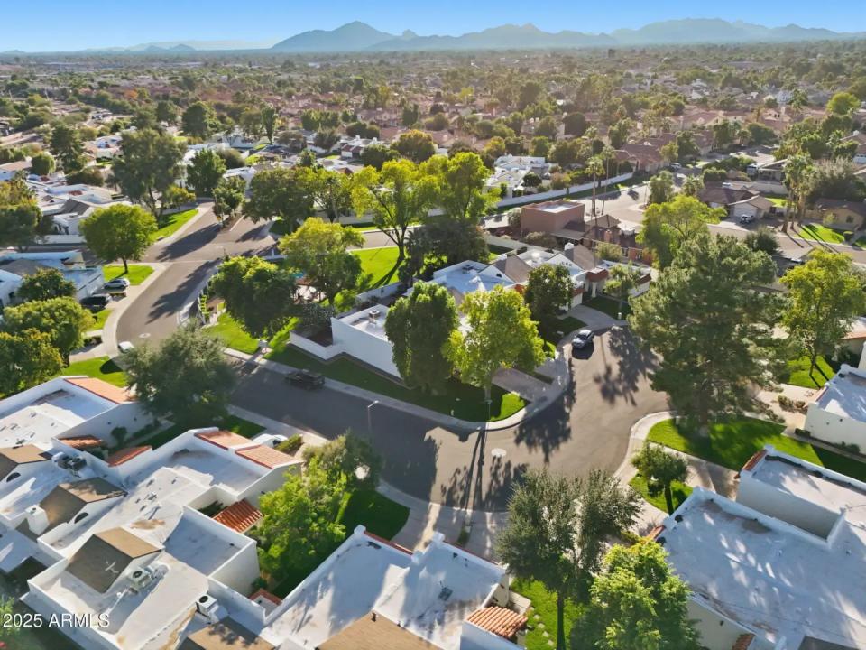 Real Estate Picture 48