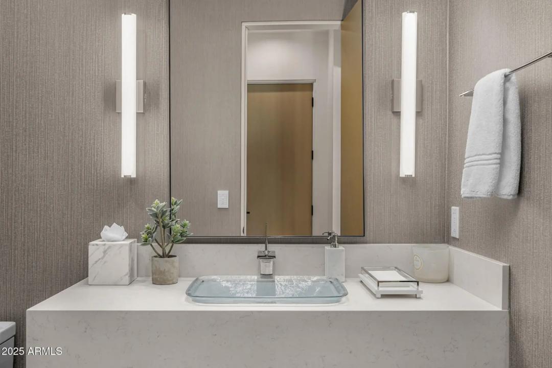 Real Estate Picture 19