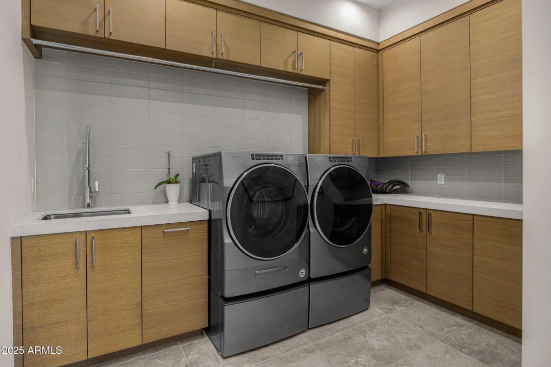 Real Estate Picture 31